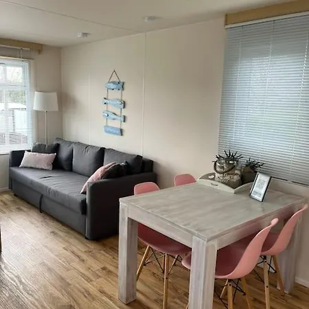 + Tiny House Nabij Petten