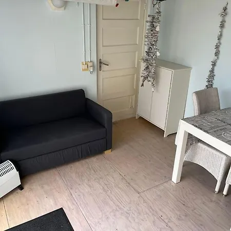 + Tiny House Nabij * Petten